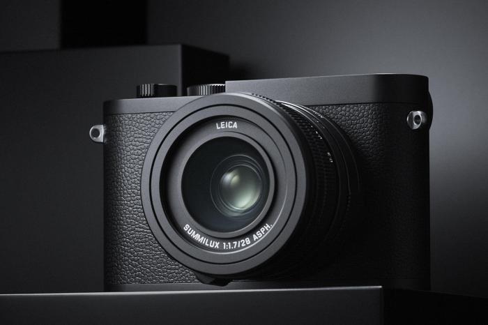 Leica q2 camera announced